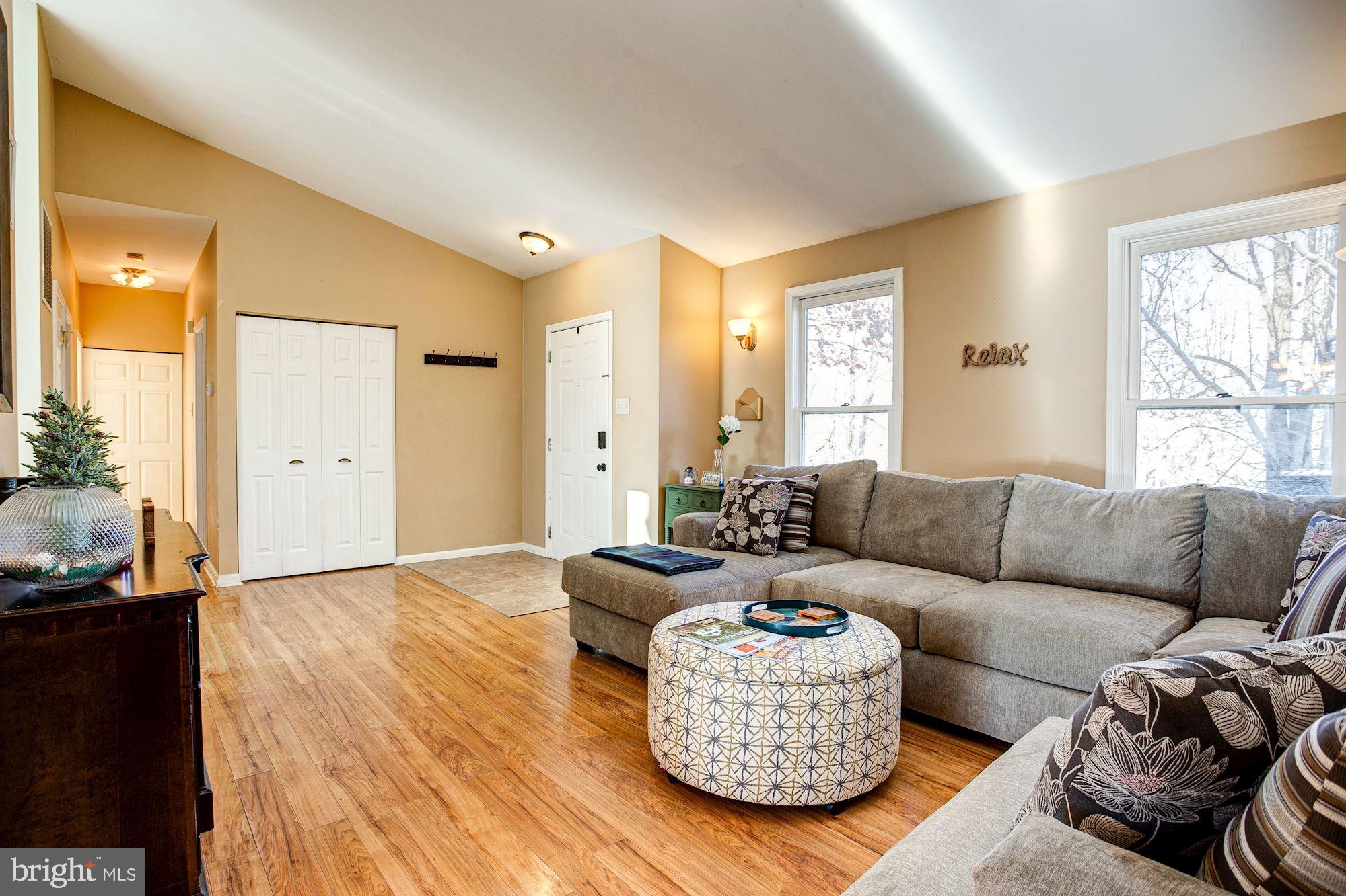 6527 Rimrock Road New Market, MD 21774 - Photo 2 of 32 Main Entrance | Living Room