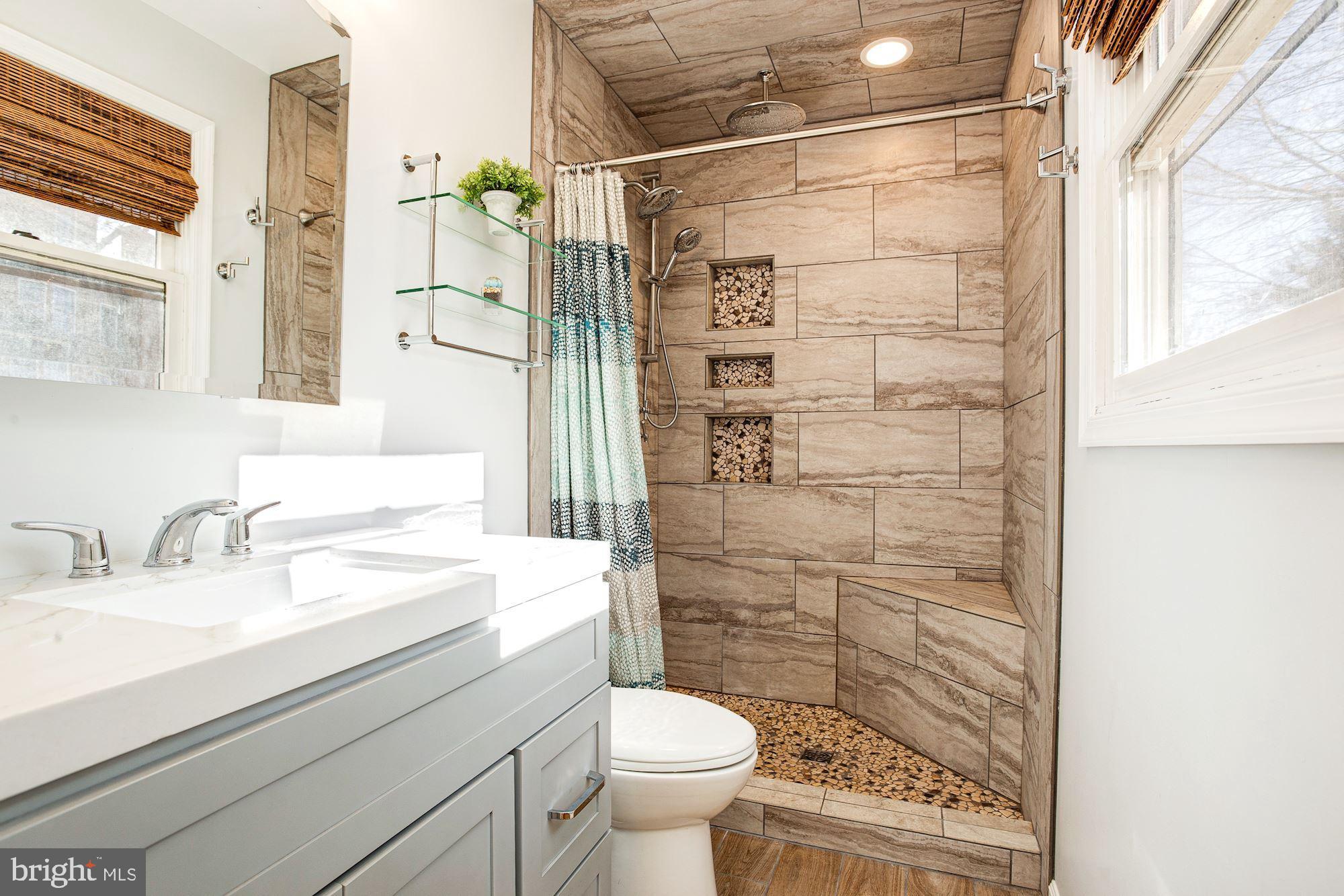 6527 Rimrock Road New Market, MD 21774 - Photo 15 of 32 Primary Bath