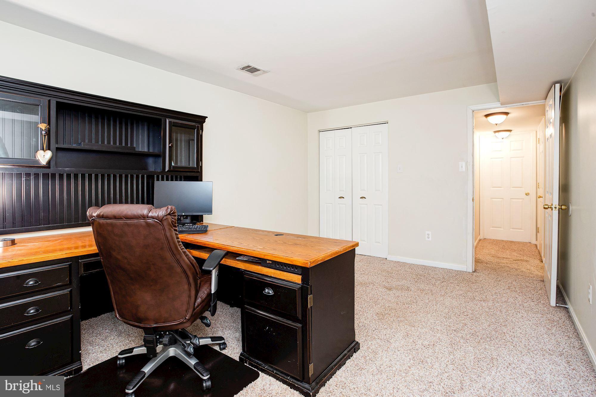 6527 Rimrock Road New Market, MD 21774 - Photo 23 of 32 Office