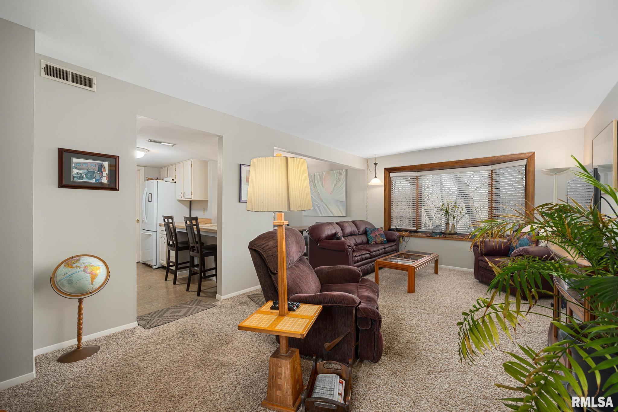 6342 North Allen Road, Unit 30 Peoria, IL 61614 - Photo 3 of 18 Gallery Image 3