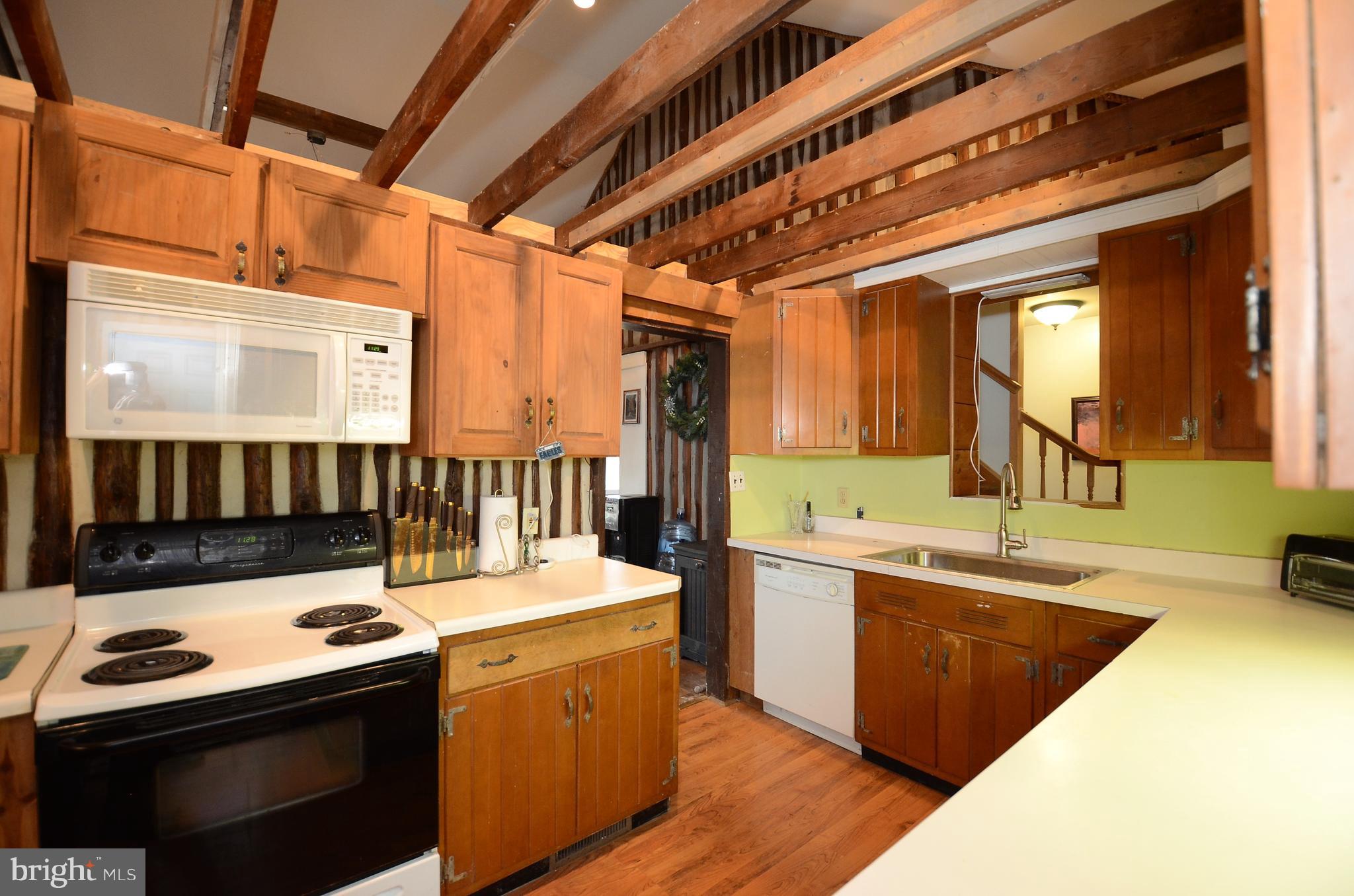 351 Rock Run Road Pottstown, PA 19465 - Photo 8 of 34