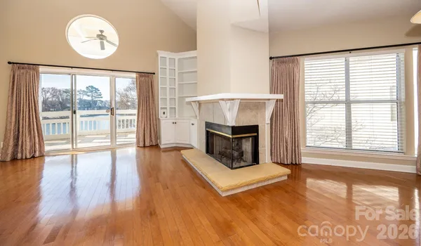 $859,000 | 17925 Kings Point Drive, Unit B, Cornelius, NC 28031