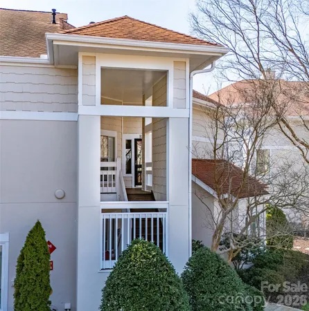 $859,000 | 17925 Kings Point Drive, Unit B, Cornelius, NC 28031