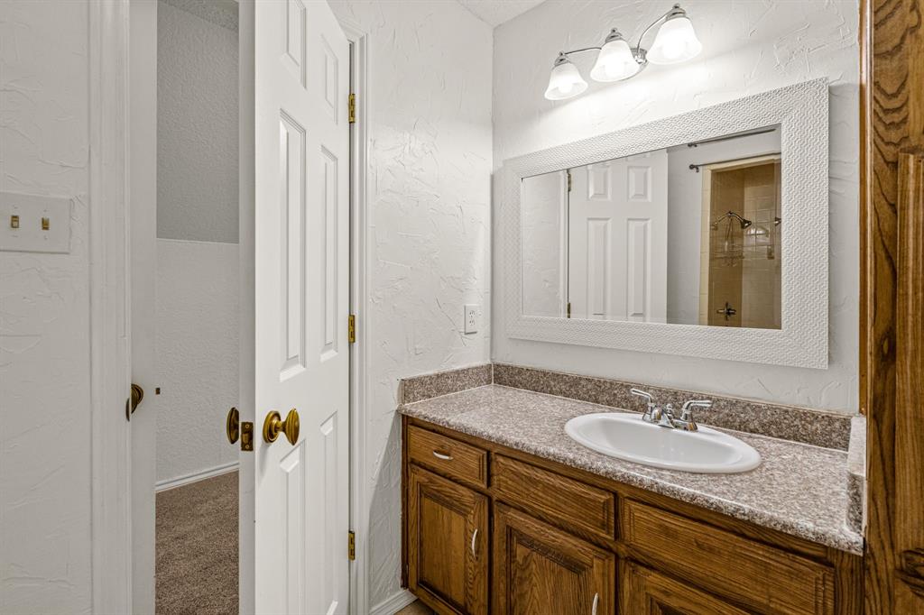 8809 Random Road Fort Worth, TX 76179 - Photo 24 of 37