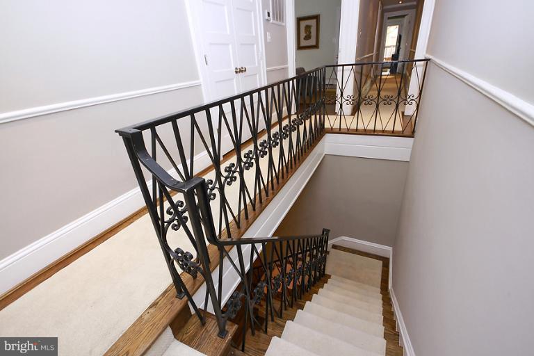 1736 R Street Northwest Washington, DC 20009 - Photo 28 of 30 Interior (General)