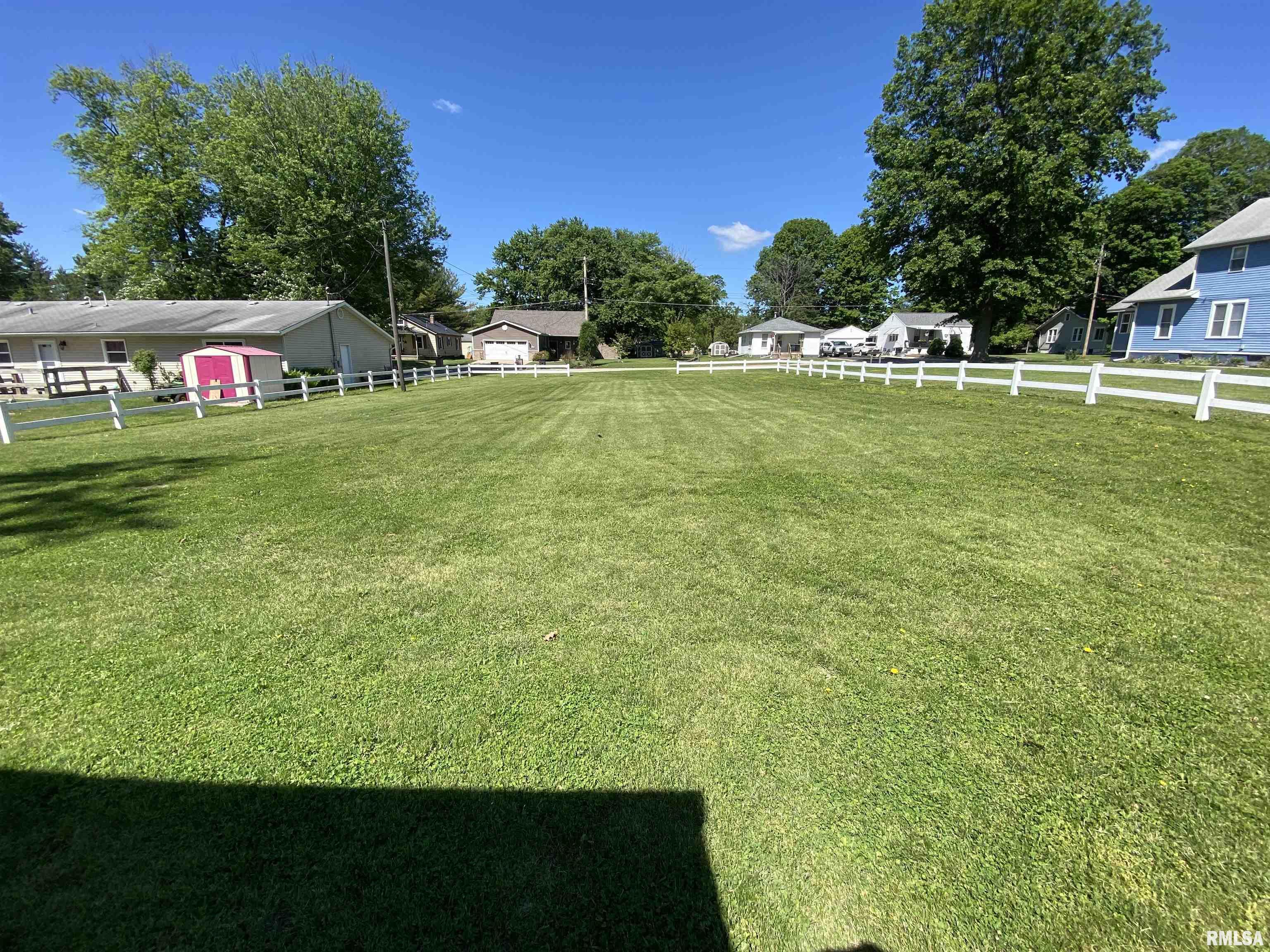 35 West Beech Street Canton, IL 61520 - Photo 16 of 38