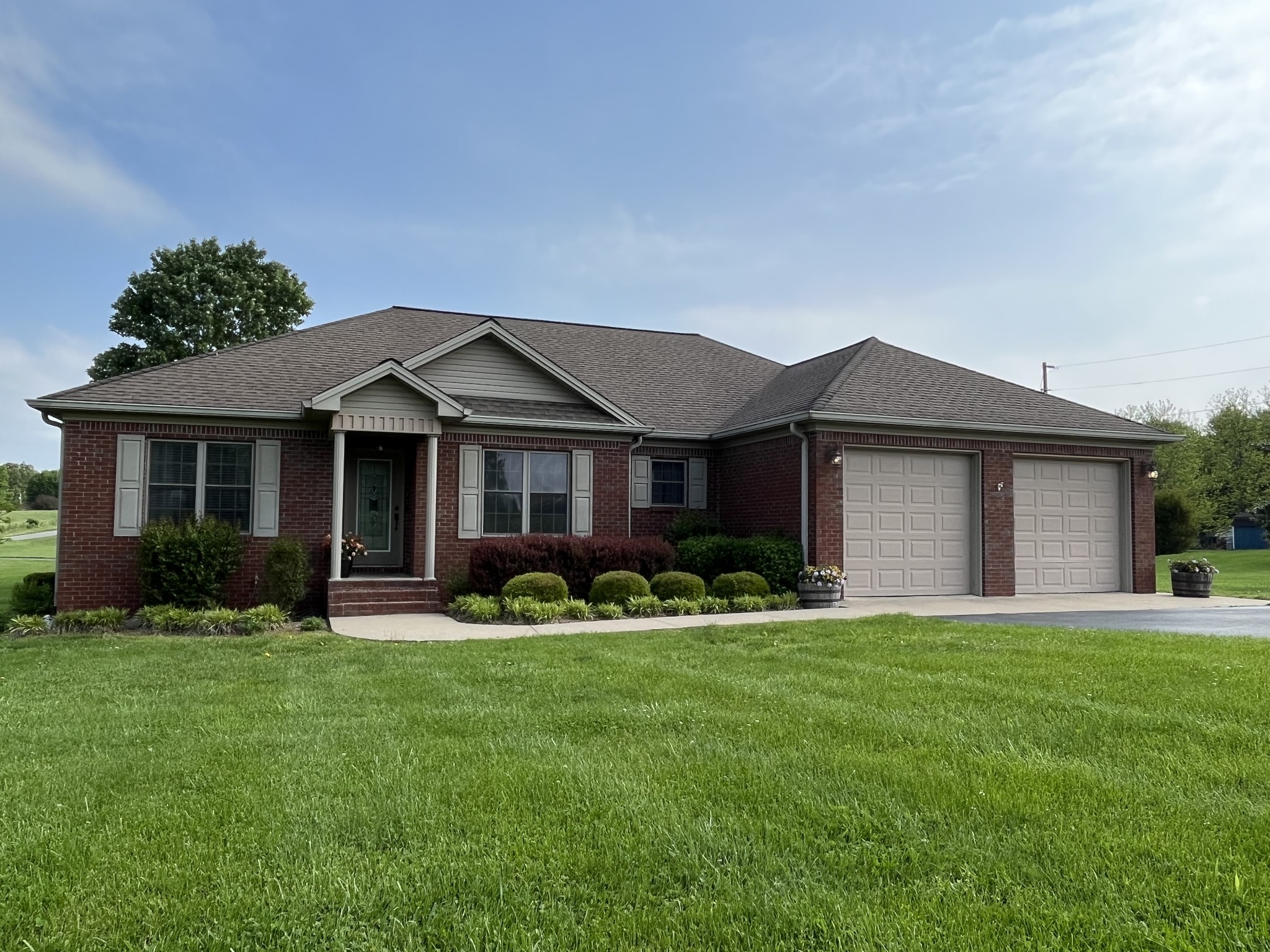 1960 Riverbend Road Hopkinsville, KY 42240 - Photo 1 of 46 Gallery Image 1