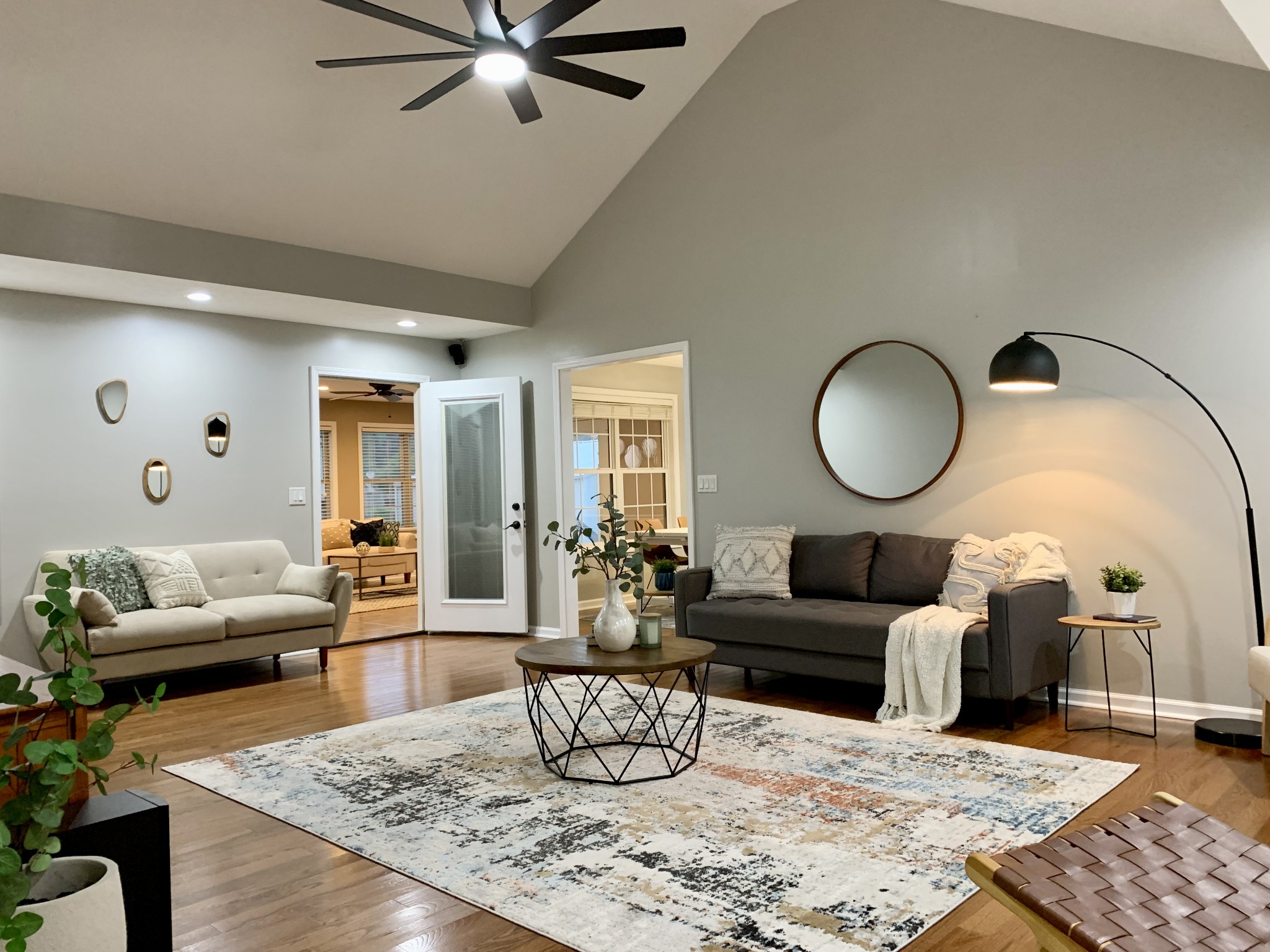 1960 Riverbend Road Hopkinsville, KY 42240 - Photo 4 of 46 Gallery Image 4
