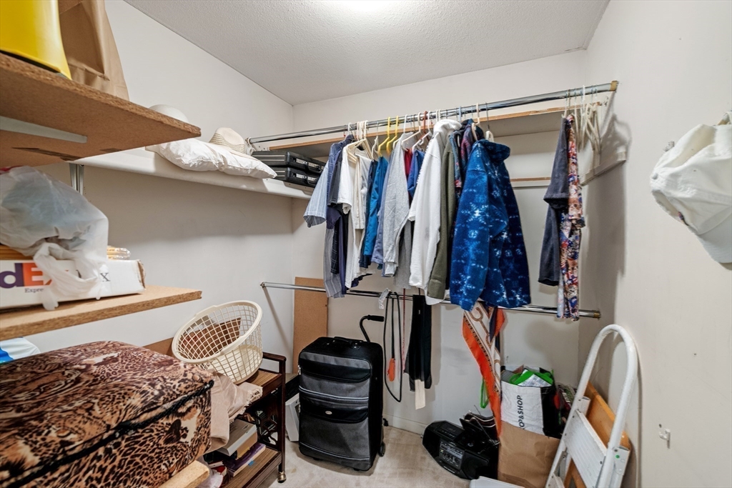 402 Paradise Road, Unit U: 3Q Swampscott, MA 01907 - Photo 24 of 36