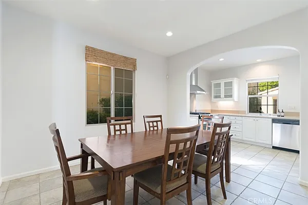 $4,050 | 8 Iceberg Rose, Irvine, CA 92620