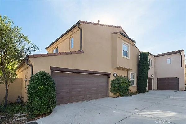 $4,050 | 8 Iceberg Rose, Irvine, CA 92620