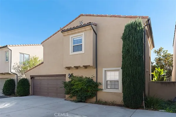 $4,050 | 8 Iceberg Rose, Irvine, CA 92620