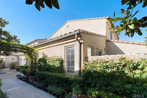 $4,050 | 8 Iceberg Rose, Irvine, CA 92620