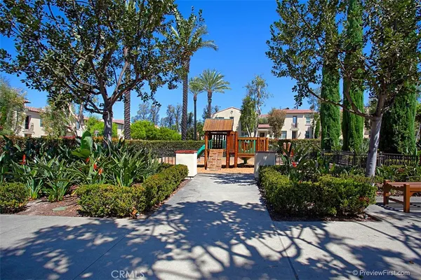 $4,050 | 8 Iceberg Rose, Irvine, CA 92620