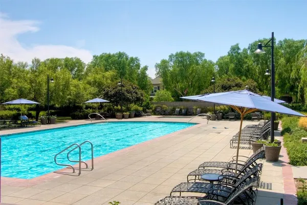 $4,050 | 8 Iceberg Rose, Irvine, CA 92620