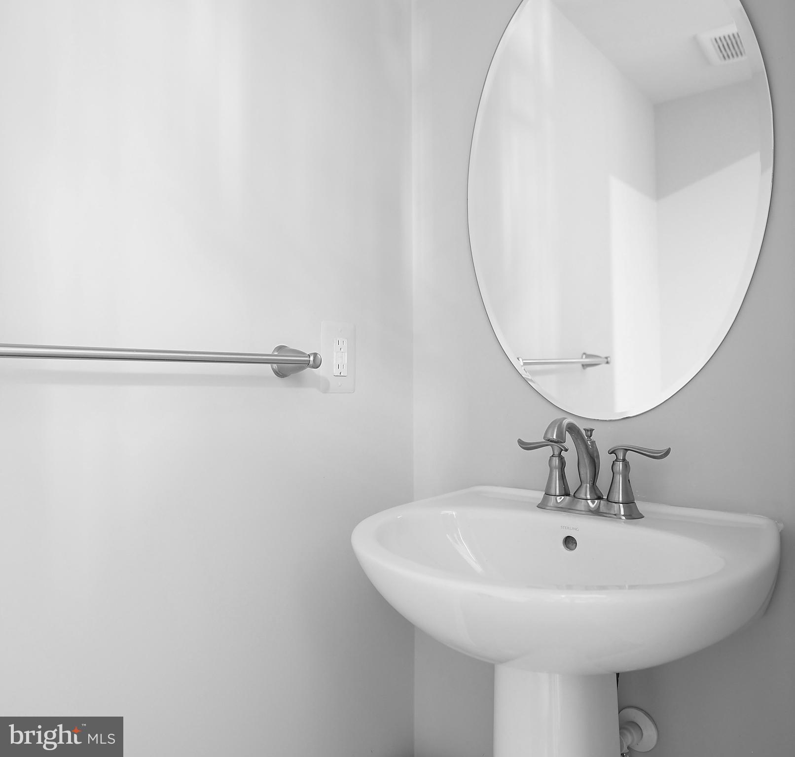 2929 Timberneck Way Hanover, MD 21076 - Photo 6 of 29 Entry-level Half Bath