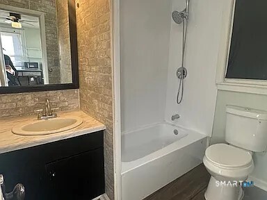 30 Warren Lane Windsor, CT 06095 - Photo 8 of 13