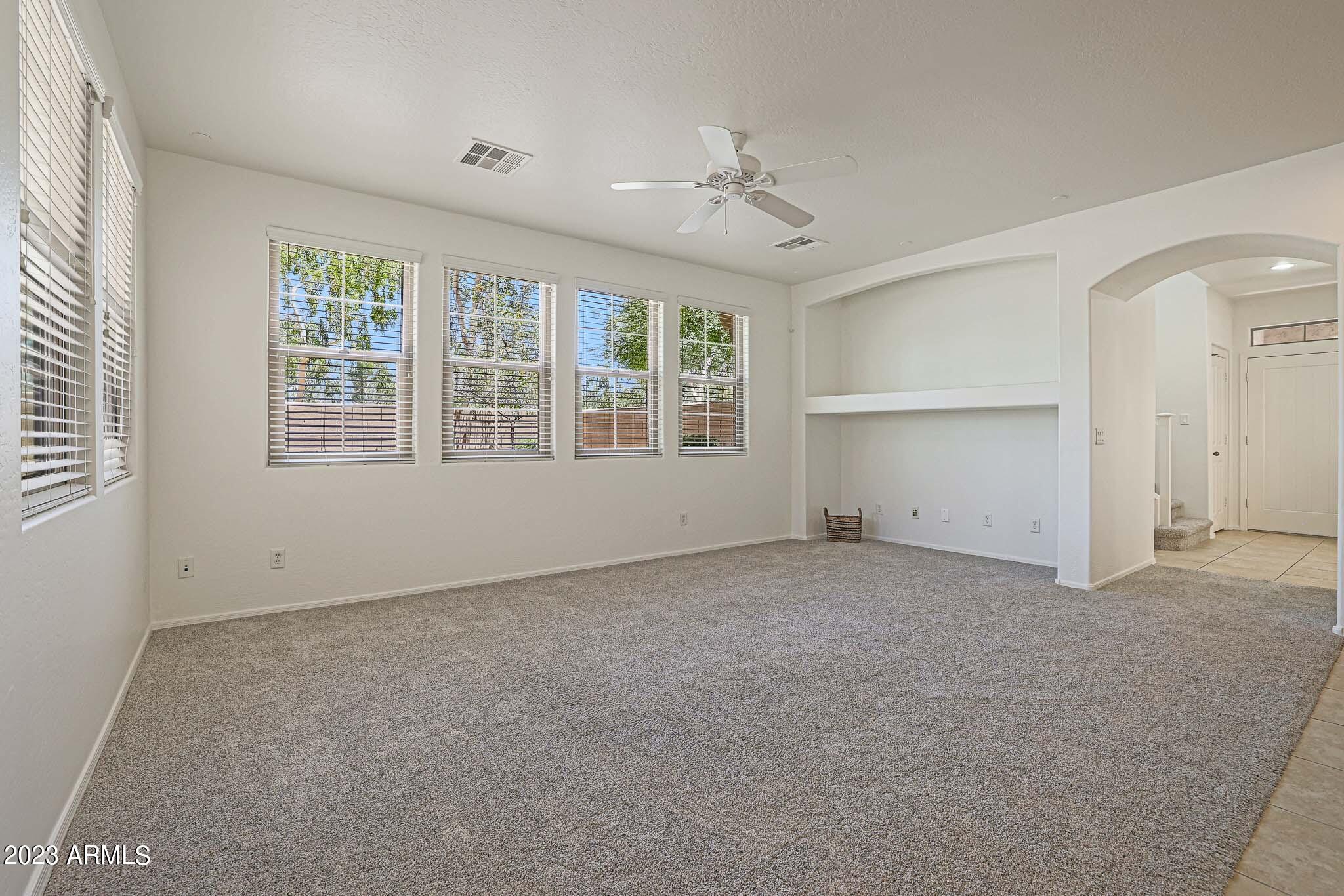 4085 North Point Ridge Road Buckeye, AZ 85396 - Photo 14 of 43 B (19)