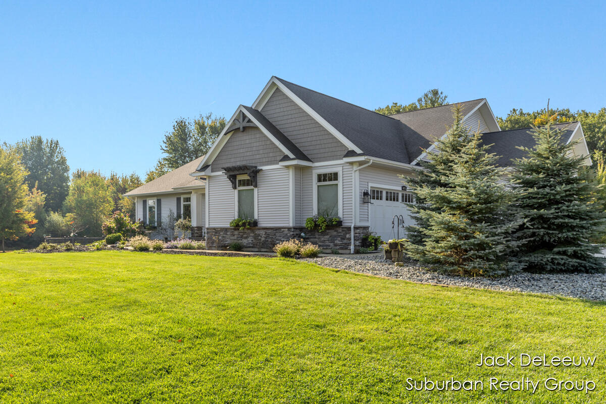 4875 East Pontaluna Road Fruitport, MI 49415 - Photo 3 of 44 IMG_1002