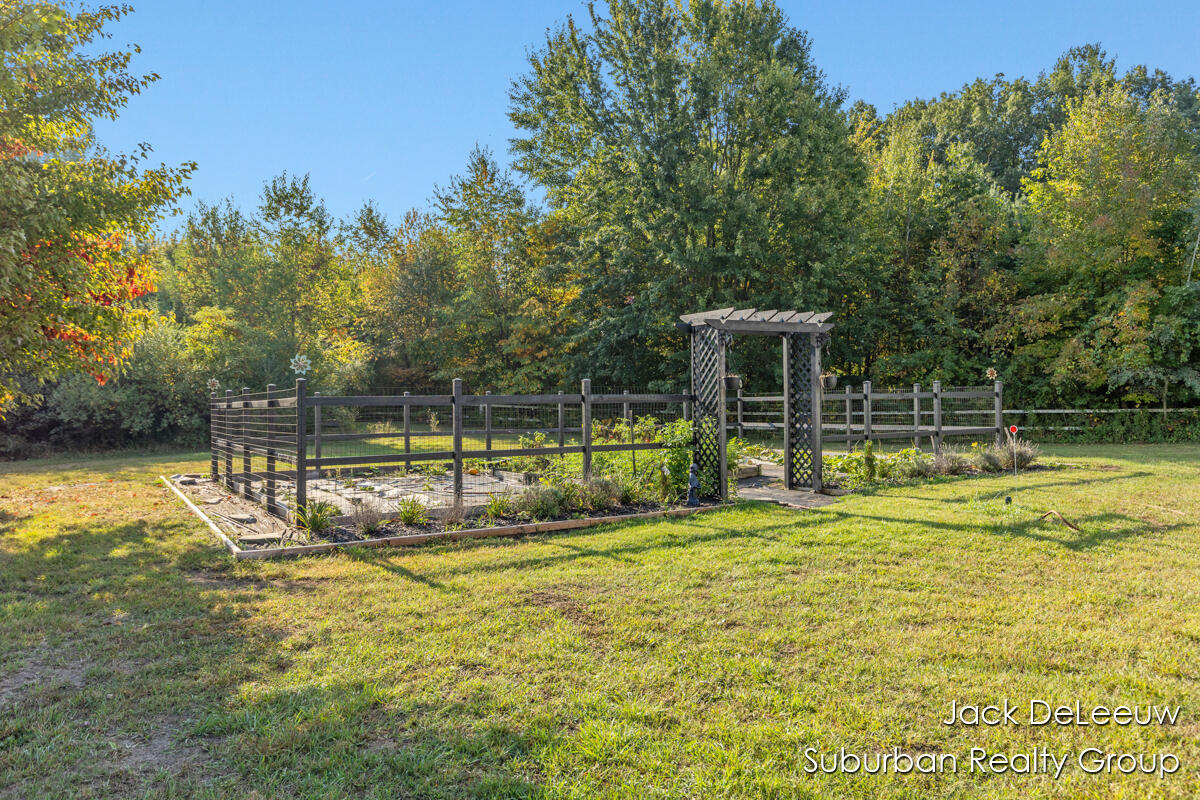 4875 East Pontaluna Road Fruitport, MI 49415 - Photo 38 of 44 IMG_1037