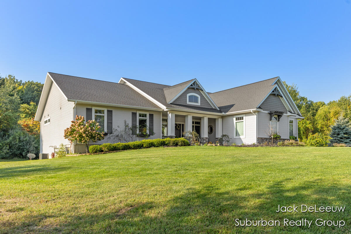 4875 East Pontaluna Road Fruitport, MI 49415 - Photo 4 of 44 IMG_1003