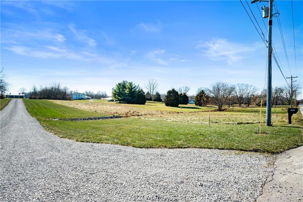 5325 Travis Road Greenwood, IN 46143 - Photo 3 of 11 Gallery Image 3