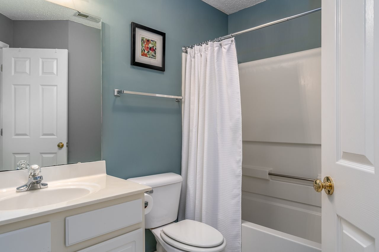 2308 Bolingbrook Lane Raleigh, NC 27613 - Photo 26 of 30 Photo 26