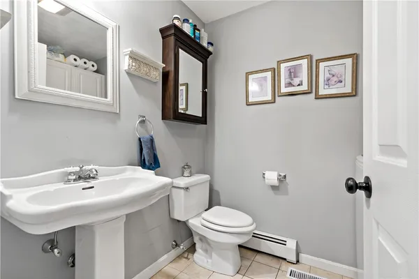 $675,000 | 5 Bracken Hill Court, Richmond, RI 02812