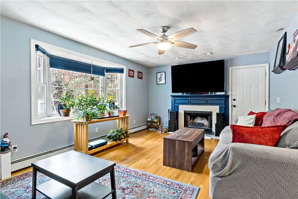 $675,000 | 5 Bracken Hill Court, Richmond, RI 02812