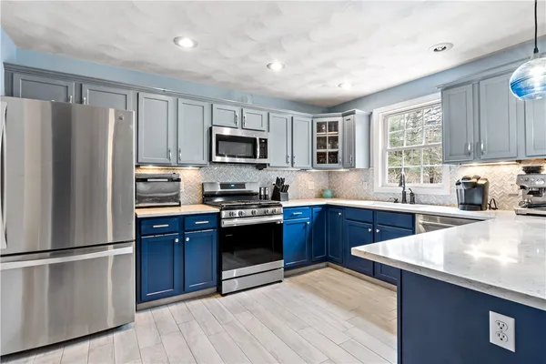 $675,000 | 5 Bracken Hill Court, Richmond, RI 02812