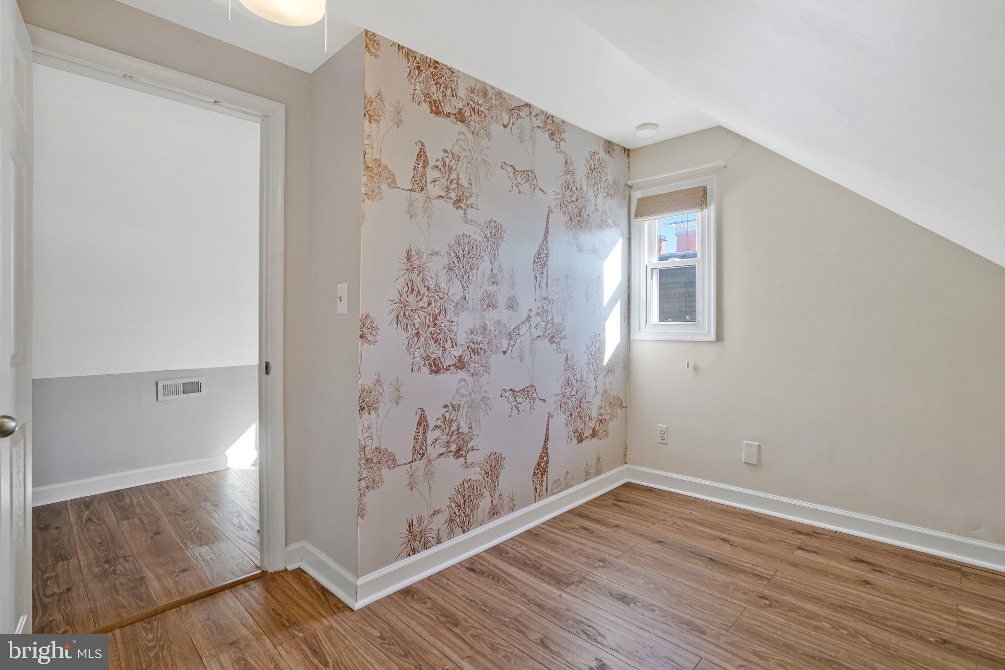4140 21st Road North Arlington, VA 22207 - Photo 21 of 30 a view of a house with wooden floor and a bathroom