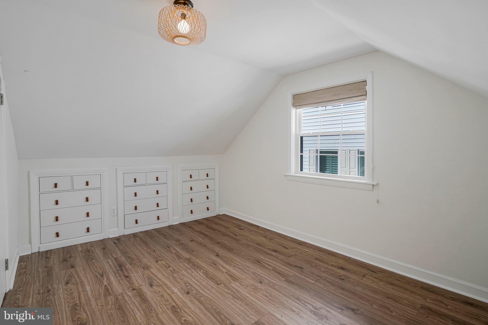 4140 21st Road North Arlington, VA 22207 - Photo 23 of 30 wooden floor in an empty room