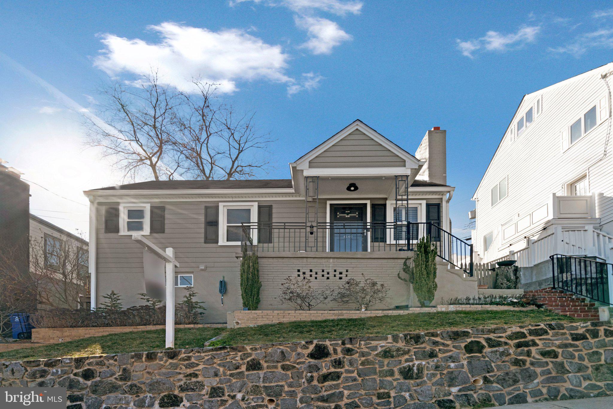 4140 21st Road North Arlington, VA 22207 - Photo 3 of 30 a view of a house with a yard