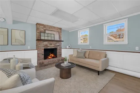 $599,000 | 6 Acre Avenue, Barrington, RI 02806