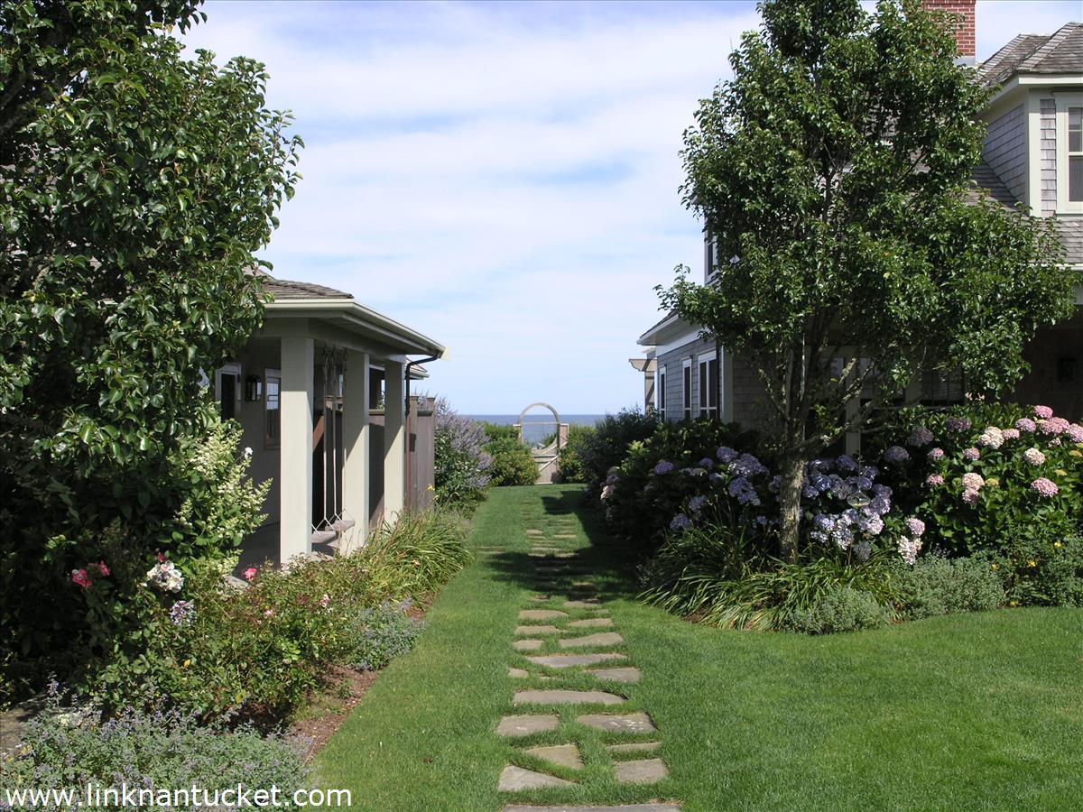 15 Baxter Road Nantucket, MA 02554 - Photo 4 of 64 Gallery Image 4