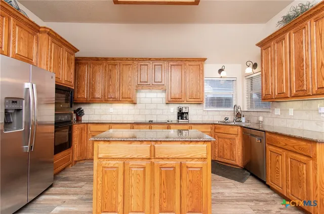 $369,000 | 4010 Creekview Trail, Temple, TX 76504