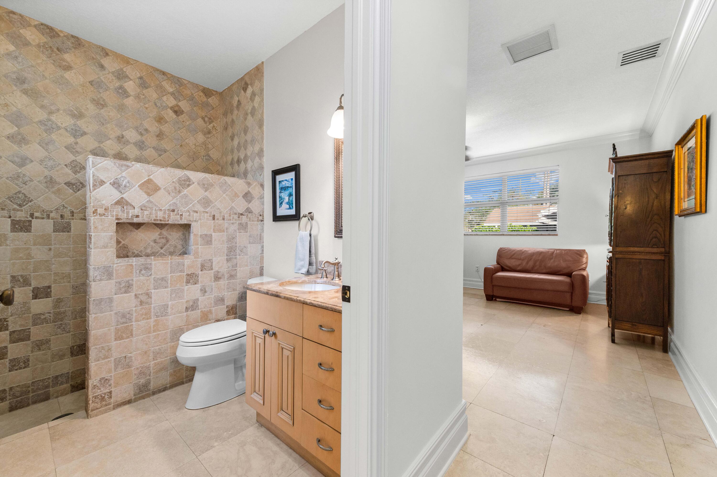 746 West Palmetto Park Road Boca Raton, FL 33486 - Photo 35 of 60 3rd BR / End Suite