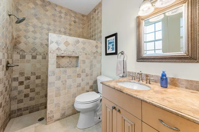 $1,700,000 | 746 West Palmetto Park Road, Boca Raton, FL 33486