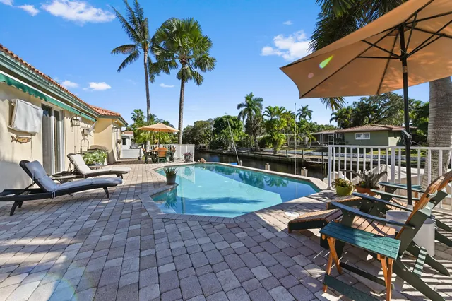 $1,700,000 | 746 West Palmetto Park Road, Boca Raton, FL 33486