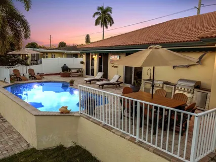 $1,700,000 | 746 West Palmetto Park Road, Boca Raton, FL 33486