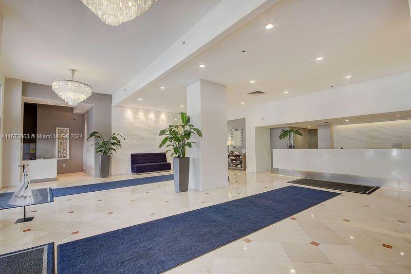 100 Lincoln Road, Unit 841 Miami Beach, FL 33139 - Photo 4 of 22 Gallery Image 4