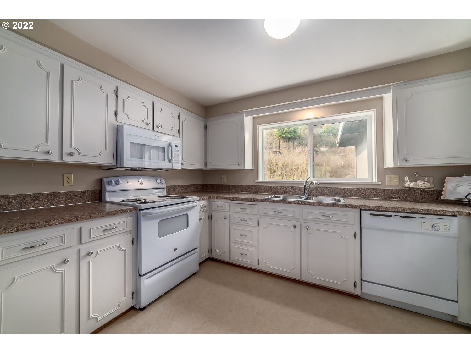 85128 Chezem Road Eugene, OR 97405 - Photo 15 of 32 Gallery Image 15