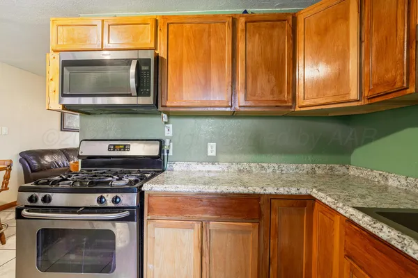 $90,000 | 1220 East Darby Avenue, Pampa, TX 79065