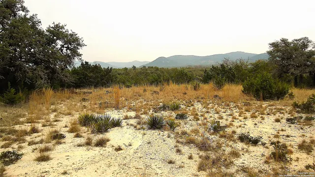 $89,900 | 137 Middle Road, Rio Frio, TX 78879