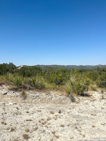 $89,900 | 137 Middle Road, Rio Frio, TX 78879