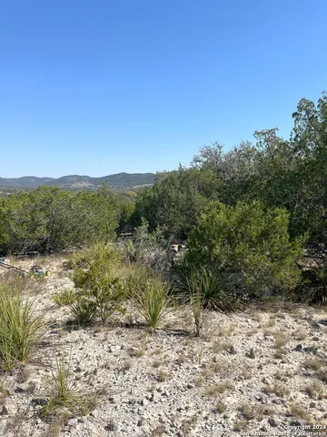 $89,900 | 137 Middle Road, Rio Frio, TX 78879