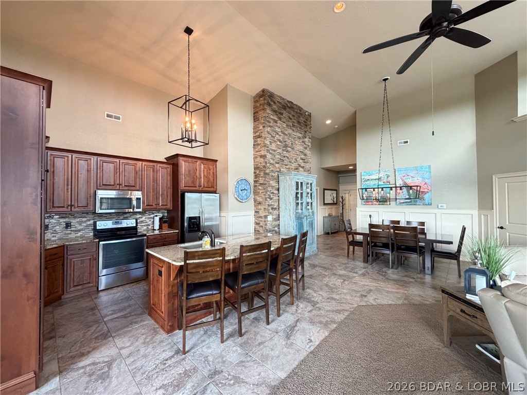 3168 Twin Rivers Point, Unit 4E Camdenton, MO 65020 - Photo 15 of 59