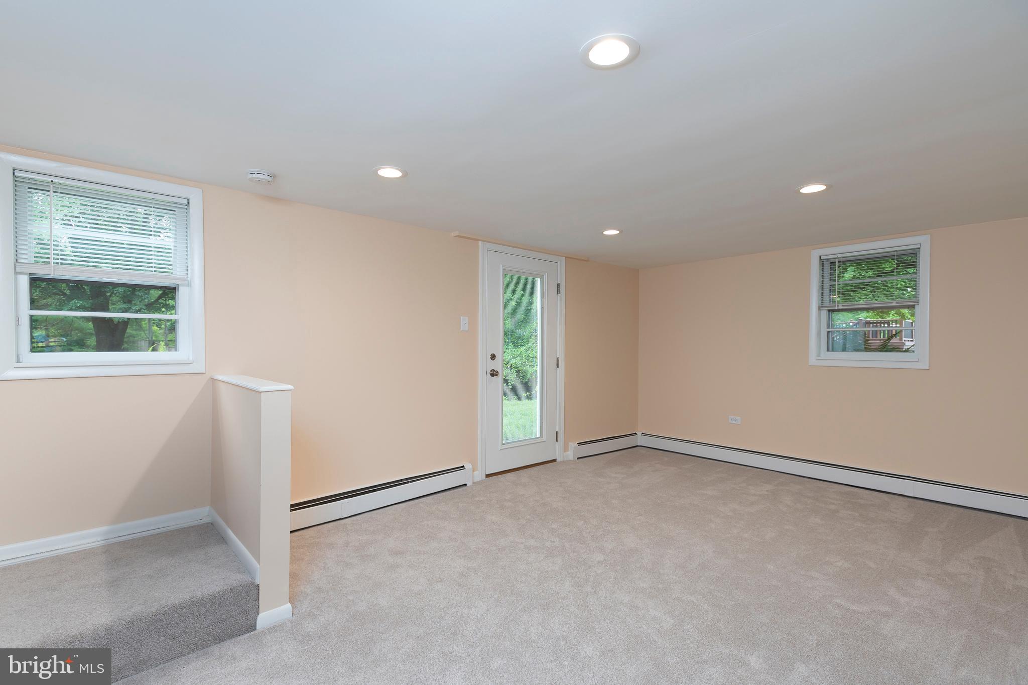 9890 Postwick Road Ellicott City, MD 21042 - Photo 22 of 41 Family Room