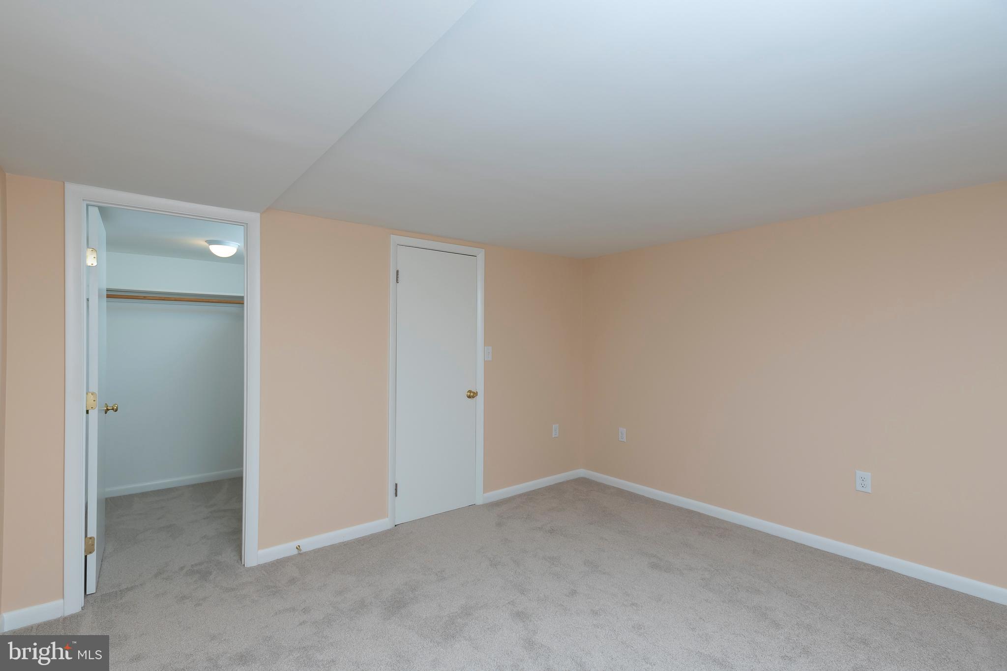 9890 Postwick Road Ellicott City, MD 21042 - Photo 25 of 41 Bedroom 4 (alt view)