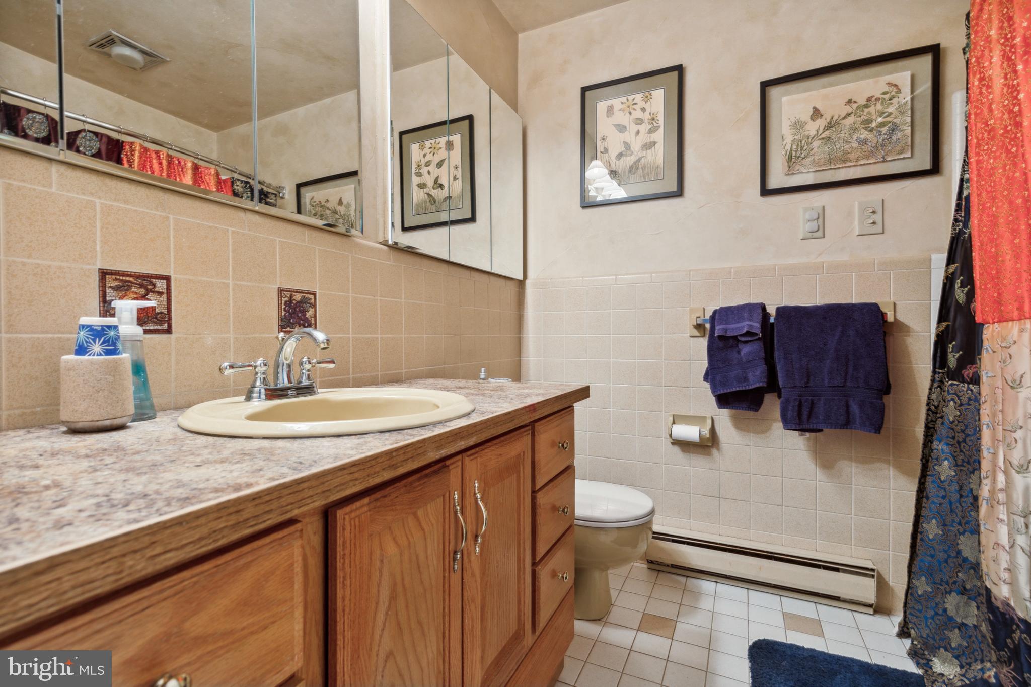 6325 Hilltop Road Orefield, PA 18069 - Photo 7 of 15 Gallery Image 7